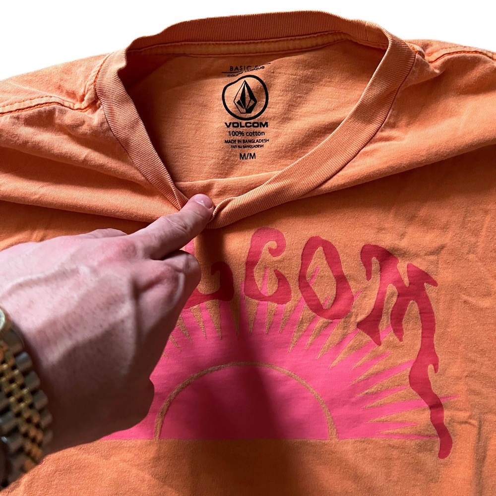 Volcom T-Shirt - Picture 3 of 3